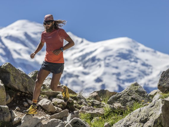 Für den US-Amerikaner Anton Krupicka ist Trailrunning ein effektiver Weg, sich autark in der Natur zu bewegen. 
