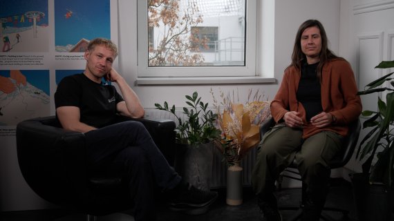 Elias Elhardt und Claudia Klingelhöfer